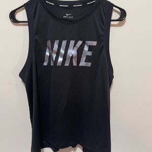 Black nike womens medium tank top